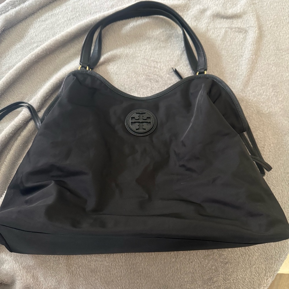 Tory Burch Elegant Black Shoulder Bag